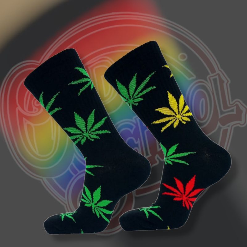 Kaos kaki old school kaos kaki motif