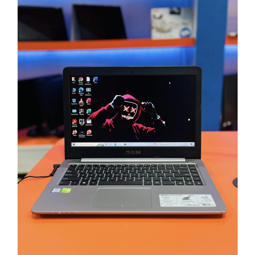 Laptop Asus K401QK Core i7 Gen7 Ram 8Gb Hdd 1TB 14"