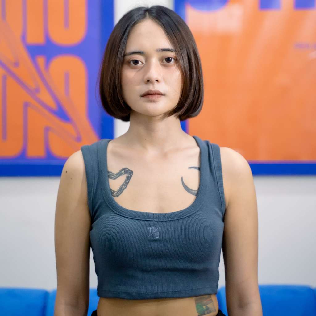 OSLO Scoop Neck Cropped Tank