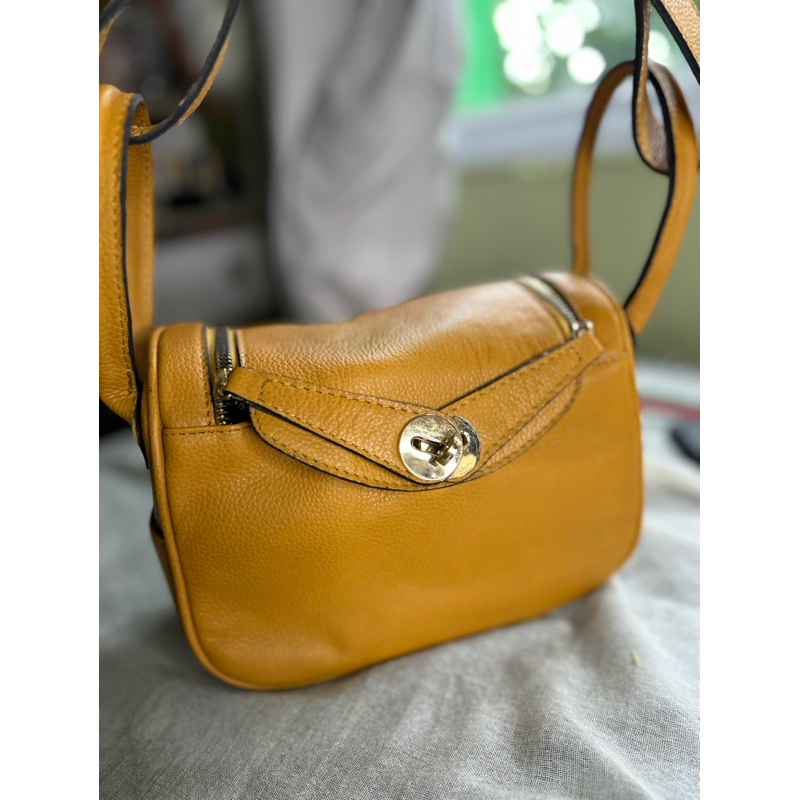 Preloved Lindy tanpa merk