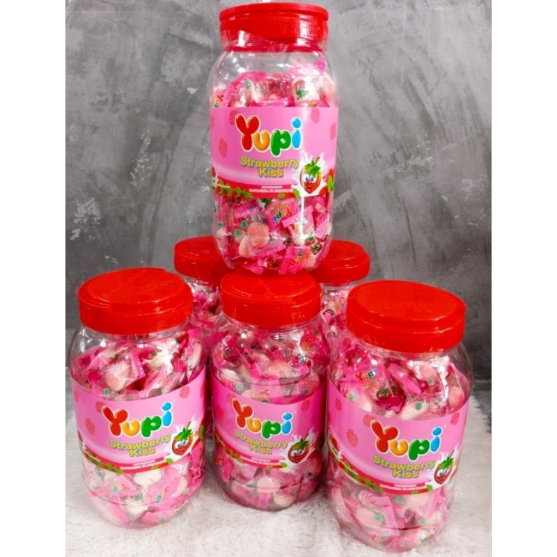 

Permen Yupi Love Toples / Jar Candy Strawberry Isi 125pcs