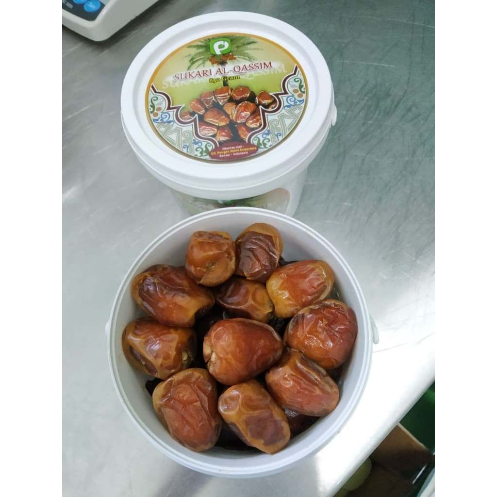 

Kurma Sukari ASLI Kemasan Ember Al Qassim Premium Dates Impor 800gr