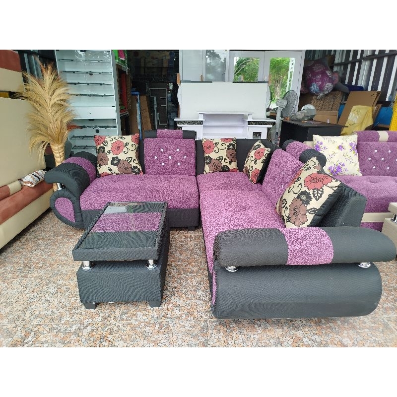 sofa sudut ungu
