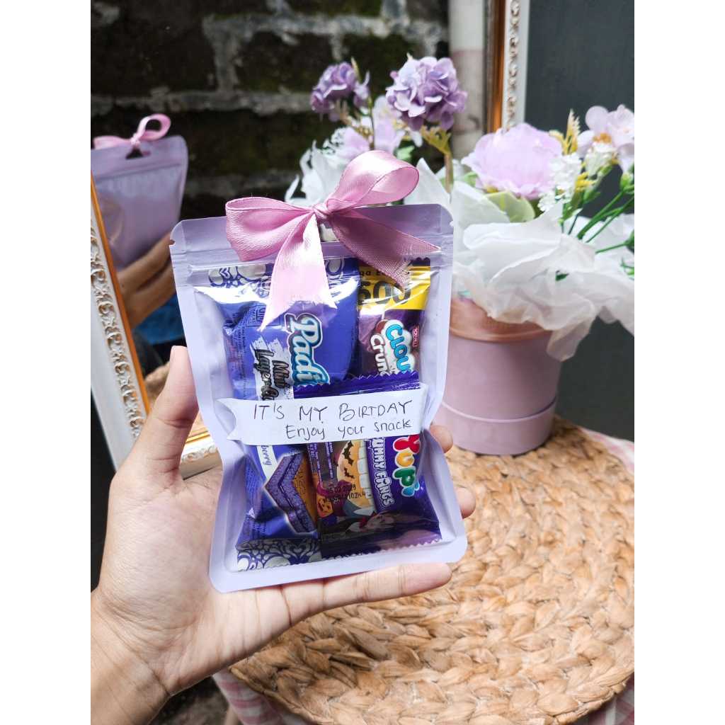 

MINI GIFT SNACK HAMPERS PARCEL ANAK PARCEL ULTAH LEBARAN GIFT KECIL-KECILAN WISUDA KAMPUS HIMPUNAN ACARA MINIMAL ORDER 5PCS