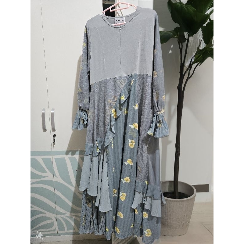 Preloved Cynthia Mahendra / JS