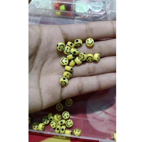 MANIK MANIK BEADS SMILE UK KECIL
