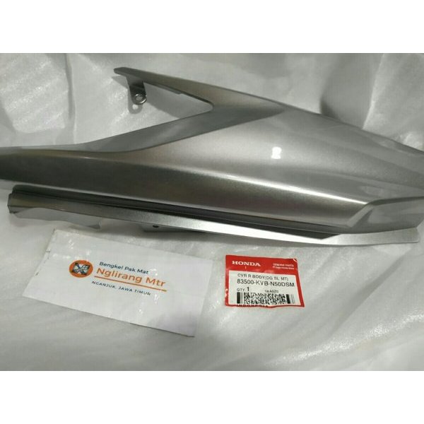 cover body kanan vario techno silver kode part 83500 kvb n50 dsm