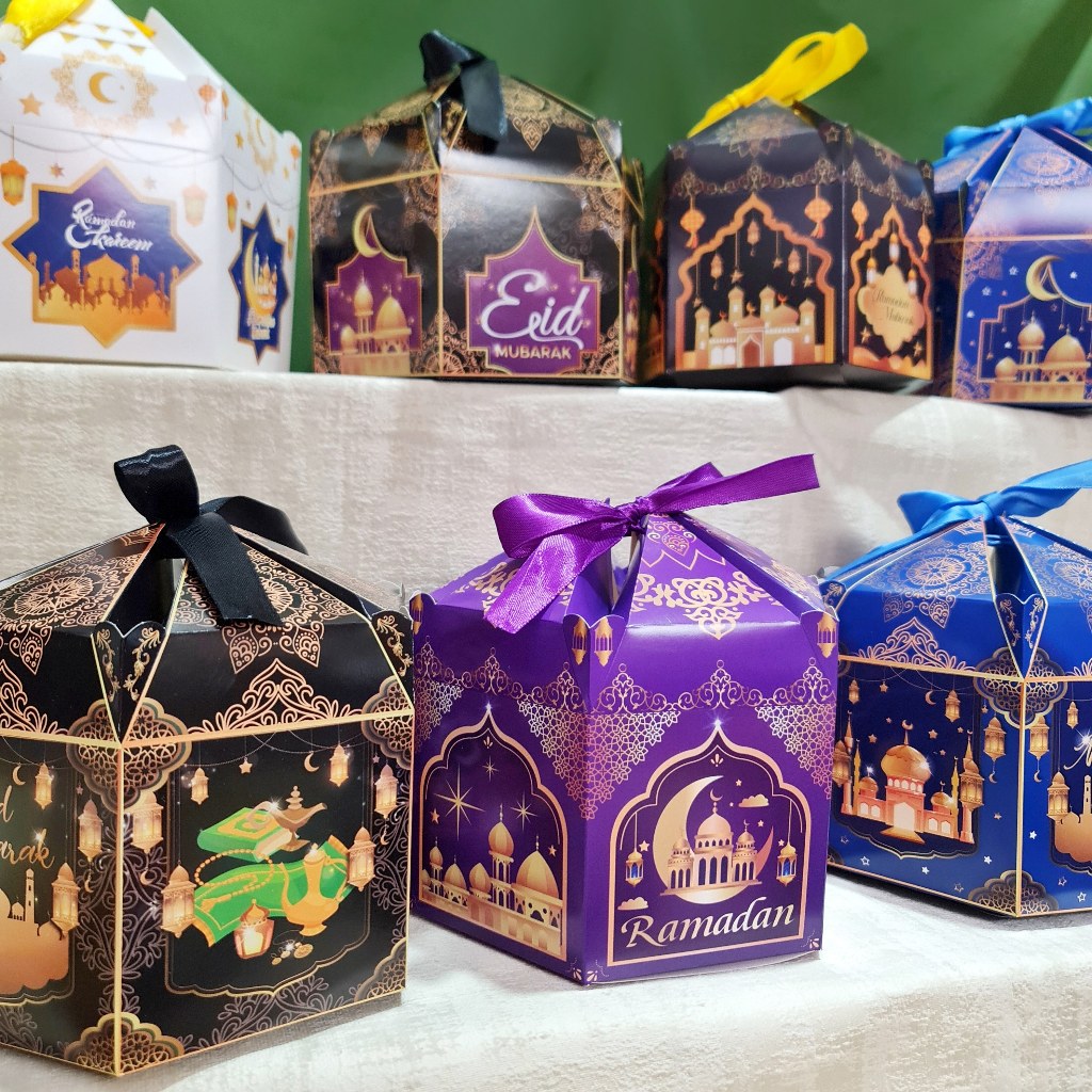 

Gable box lebaran eid mubarak idul fitri. dus hampers lebaran idul fitri