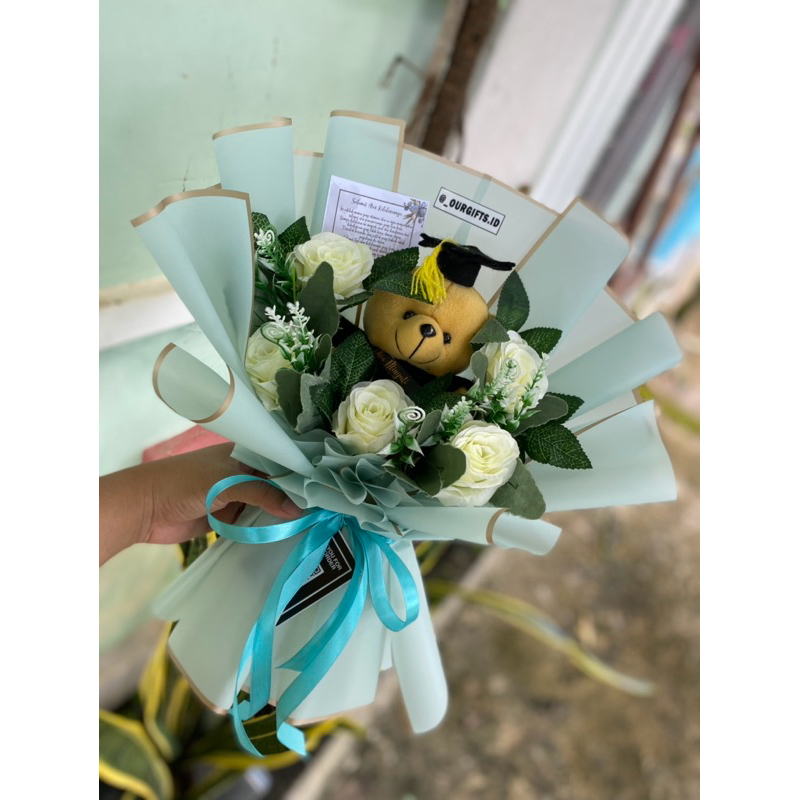 

Buket boneka artificial flowers | @_ourgifts.id