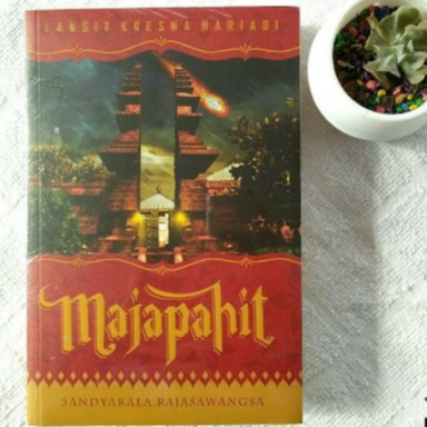 Buku Seri Majapahit Jilid 1 (Sandyakala Rajawangsa)