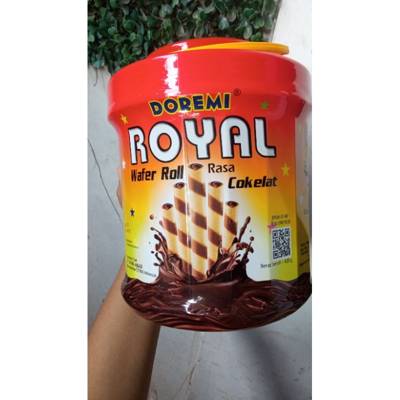 

Royal Wafer Roll Rasa Coklat 420g