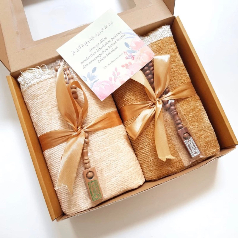 Hampers Sajadah Couple /  Kado Pernikahan / Hadiah Pernikahan