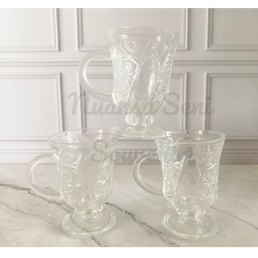Souvenir Gelas Minum Kaca Kecil Gelas Mug Piala Mini Cangkir Gagang Minum Bening Polos