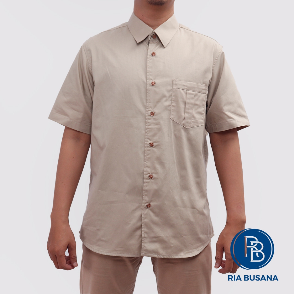 Ria Busana - Vansteri - Kemeja Polos Pria Art. Cream polos
