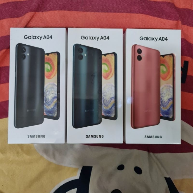 Handphone HP Hand Phone Telepon Samsung A04 A4 A 4 A 04 Ram 4 / 64 GB