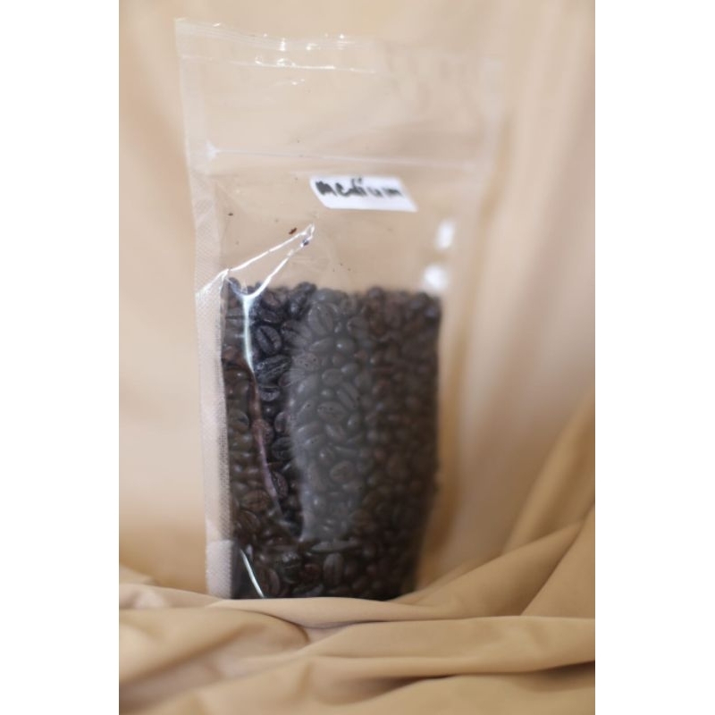 

KOPI BIJI ROBUSTA MEDIUM DARK 250 gram (tanpa merk)