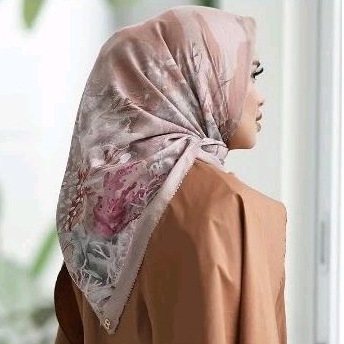 Buttonscarves Savana Series