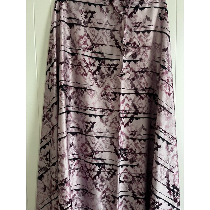 mukena armani silk original by  Nia Muslimah Fashion