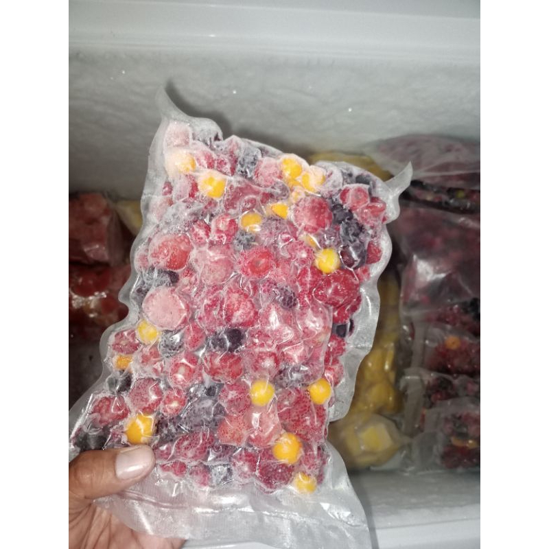 

½Kg MIX5 BERRY ISI BLUEBERRY,RASPBERRY,BLACKBERRY,STROBERY,GOLDENBERRY | STROBERY FROZEN GRADE A | STRAWBERRY FROZEN | FROZEN FRUITS | STROBERY MURAH | BUAH FROZEN