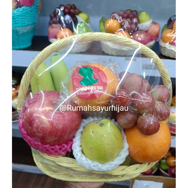 

Parcel Buah / Hampers Buah Free / Bingkisan Buah Kartu Ucapan.