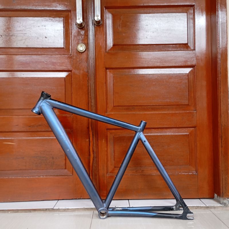 frame United Evolution/east