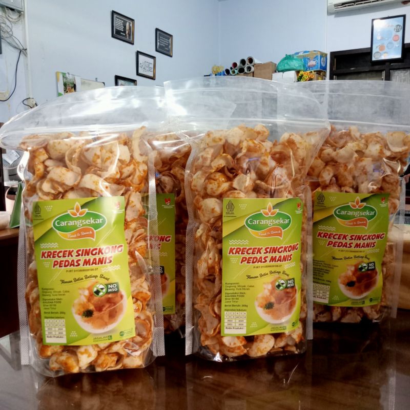 

Krecek Singkong Pedas Manis "Carangsekar" 250gr