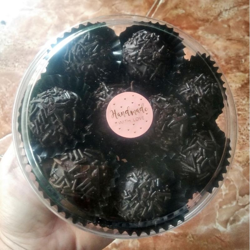 

Termurah!! Bola coklat rambutan kemasan toples 250gram