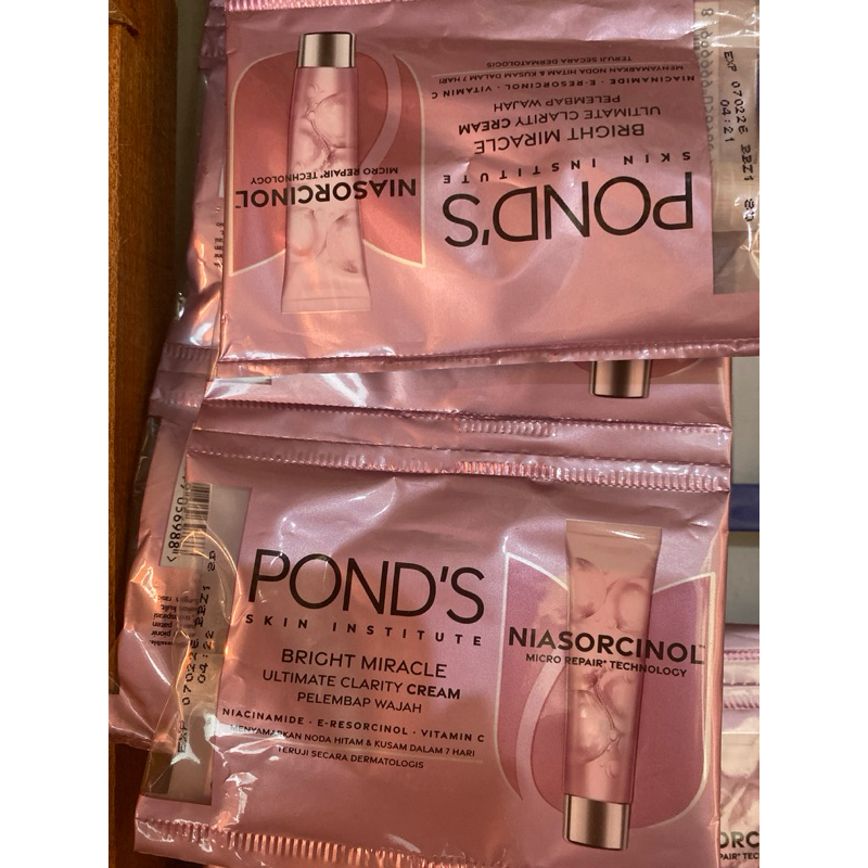 Ponds Serum Day Cream  Sachet
