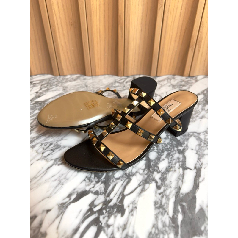 Sandal Heels Valentino Rockstud Black Branded Import VVIP Quality