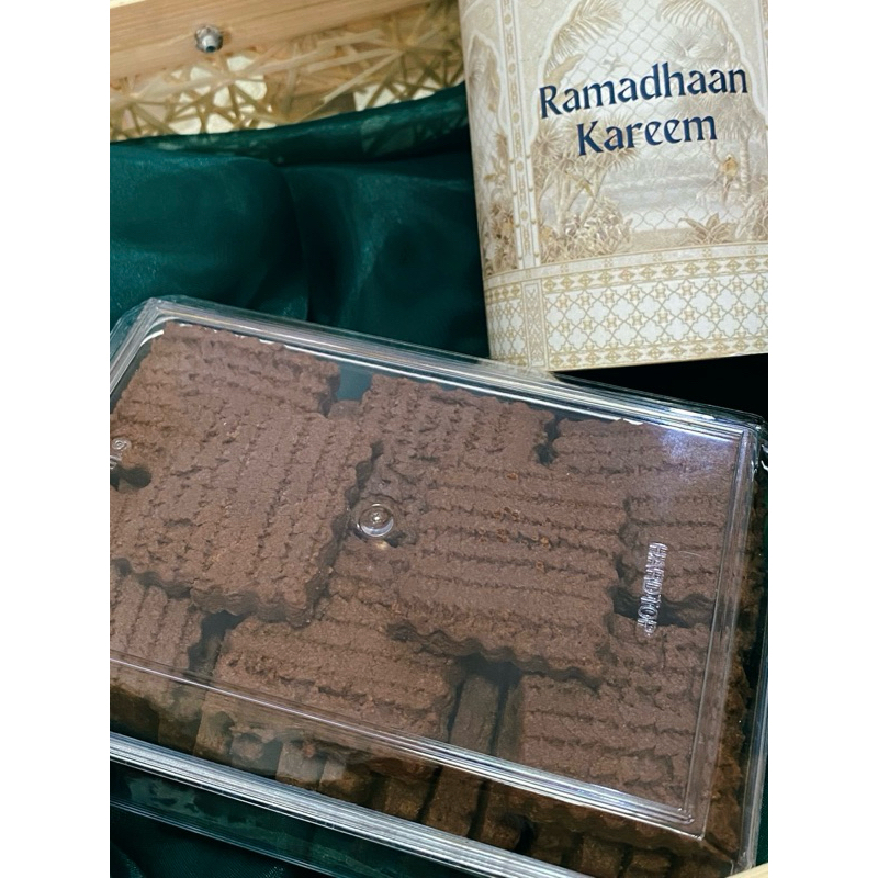 

Kue Lebaran - Kue Coklat jadul 500 g