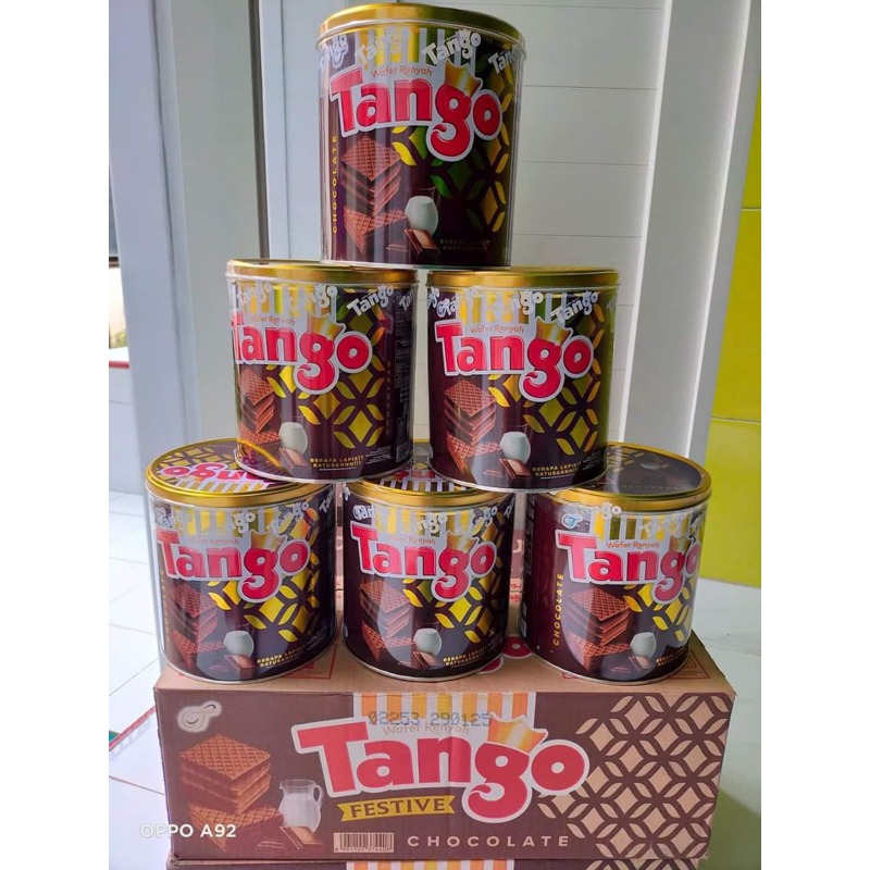

TANGO WAFER KALENG