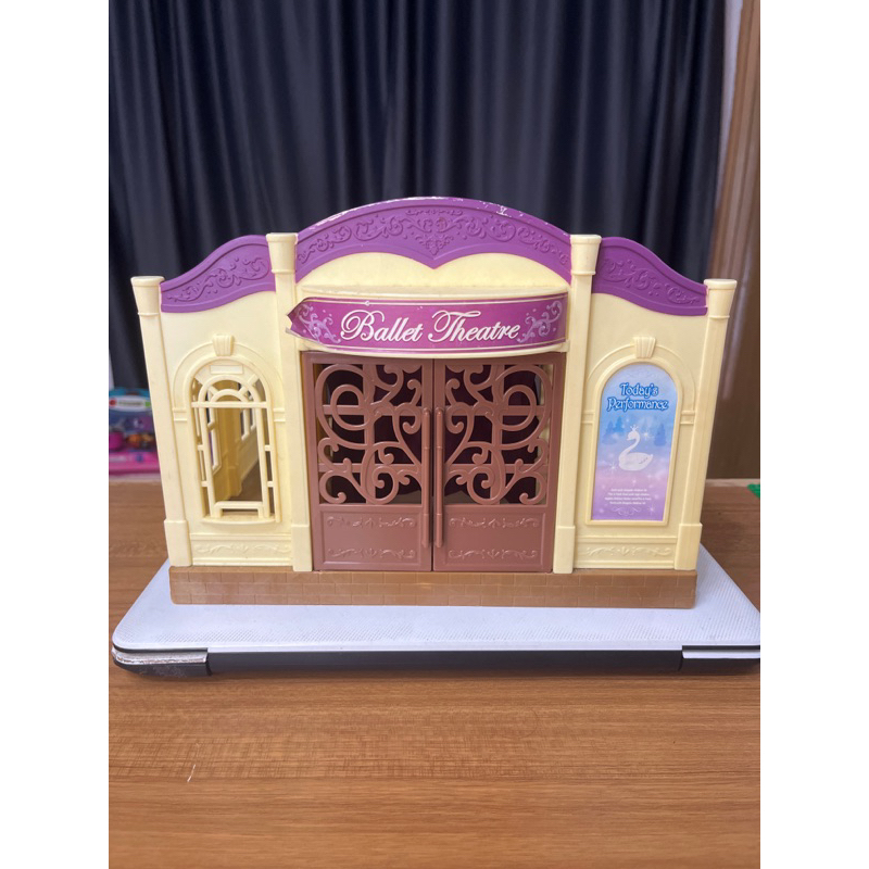 Sylvanian Families Ballet Theatre