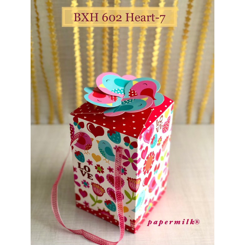 

Papermilk // BXH 602 Motif Heart, Gift Box, kotak lipat, kotak hadiah, Box Instant,