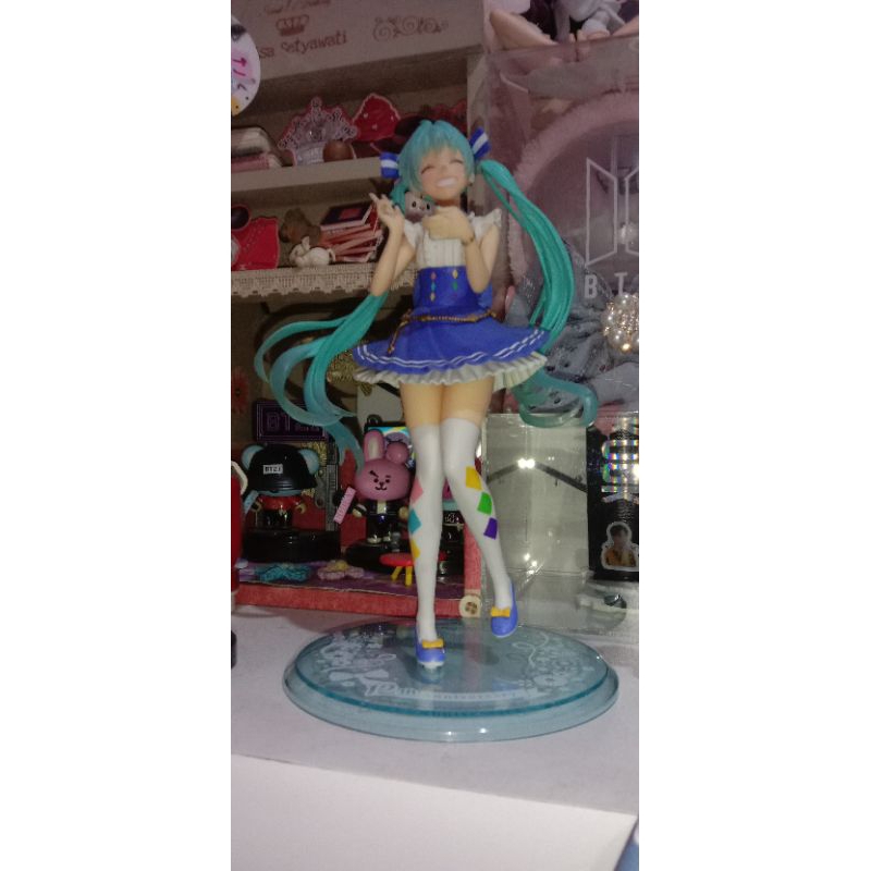 Figure Hatsune Miku | Taito | Preloved | Baca Deskripsi