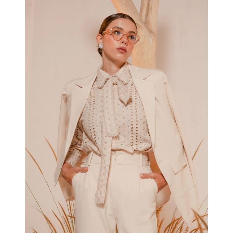 New ALEZA - atasan kemeja bordir Amyra Shirt Cream