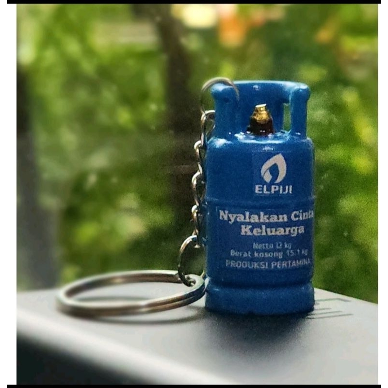 Gantungan kunci miniatur tabung gas