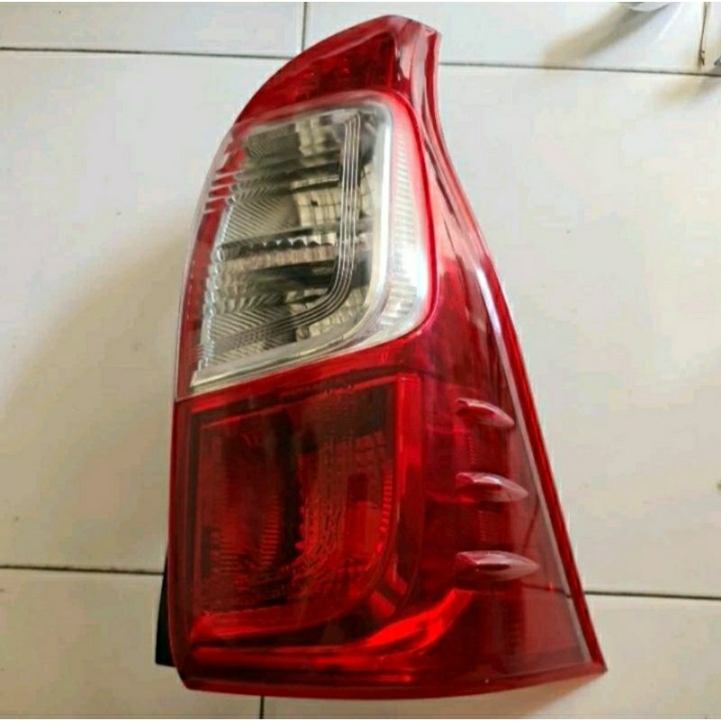 Lampu Belakang Avanza dan Xenia 2015-2018