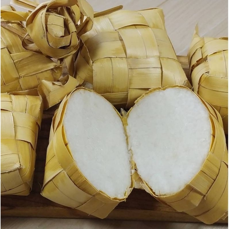 

KETUPAT MATANG LEBARAN (5 PCS) PULEN ENAK MURAH GRATIS ONGKIR KHUSUS WILAYAH BANDUNG