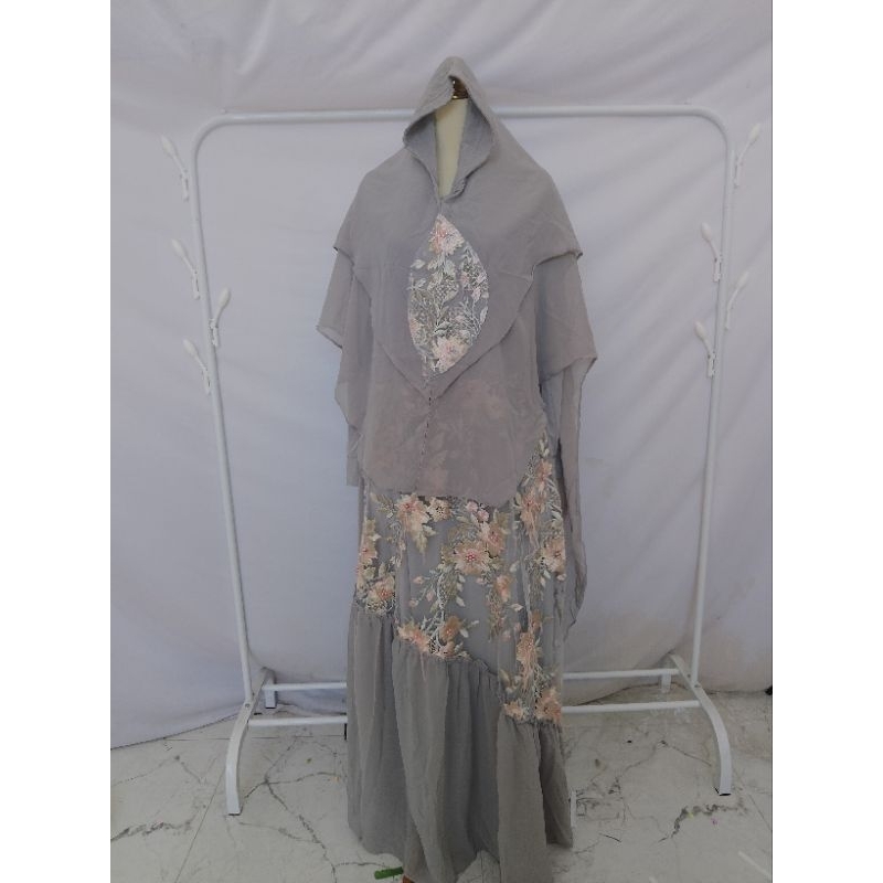 abu set gamis hijab motif bunga bordir
