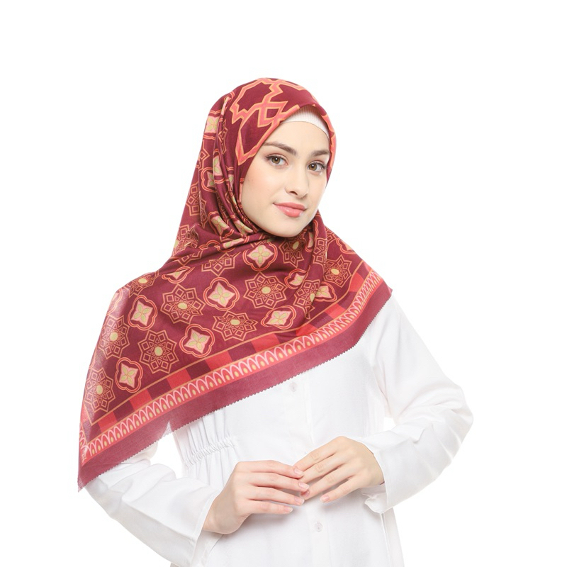 Madina Scarf House Of Aisy | Hijab Segi Empat