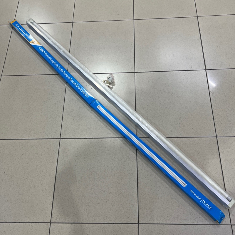 Glorious T5 28W Merah