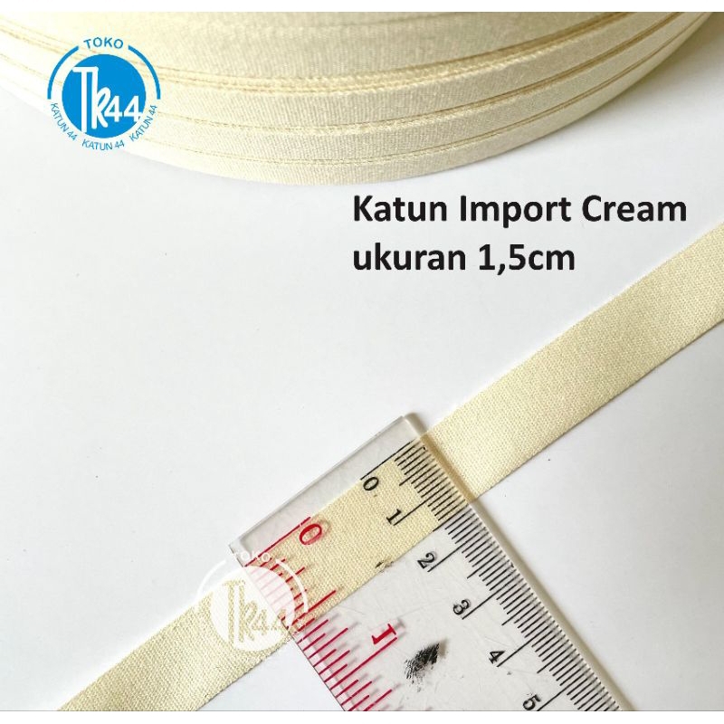 

Pita label katun cream polos 1,5cm 100m kualitas import