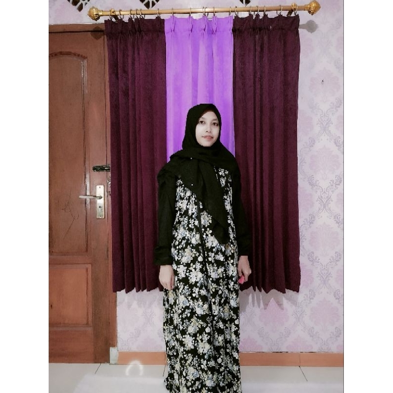 Gamis set jilbab  hitam bunga belah