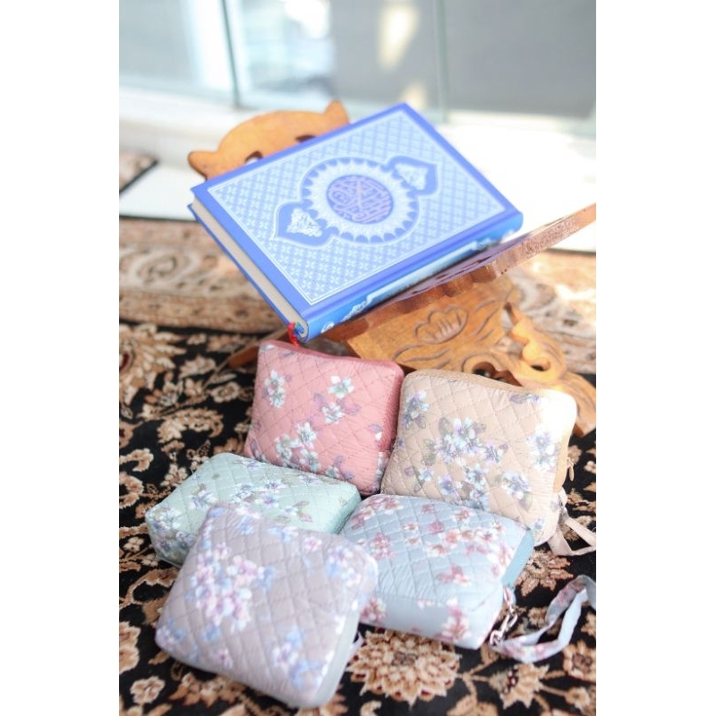 mungkena traveling Raudhah collection series ANNISA