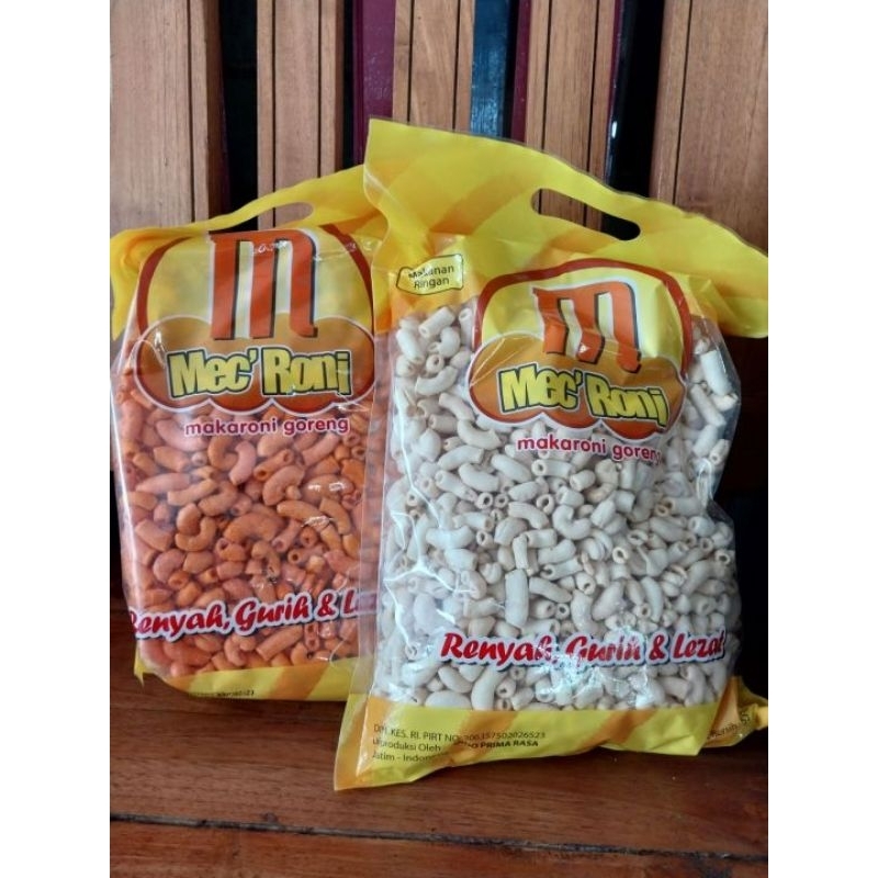 

Makaroni Goreng Mec Roni kemasan 350gr Original Balado & Pitato Kentang Goreng Balado kemasan 250gr