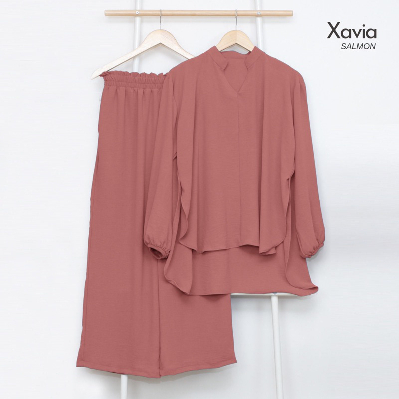 Xavia Oneset