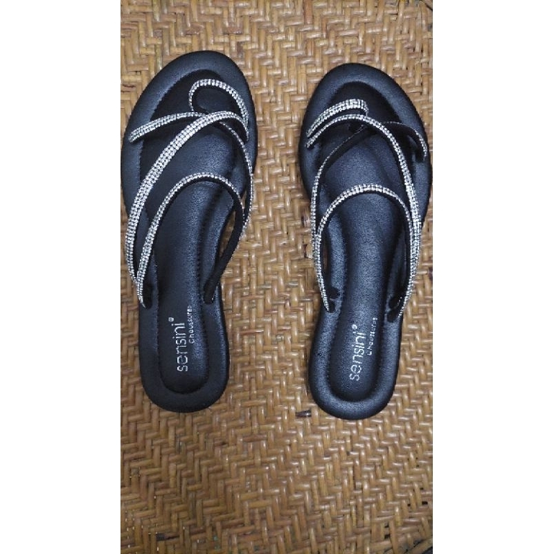 SANDAL NYAMAN SENSINI BANGKOK SIZE 37 HITAM
