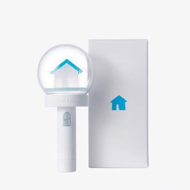 READY STOCK OFFICIAL BOYNEXTDOOR LIGHTSTICK