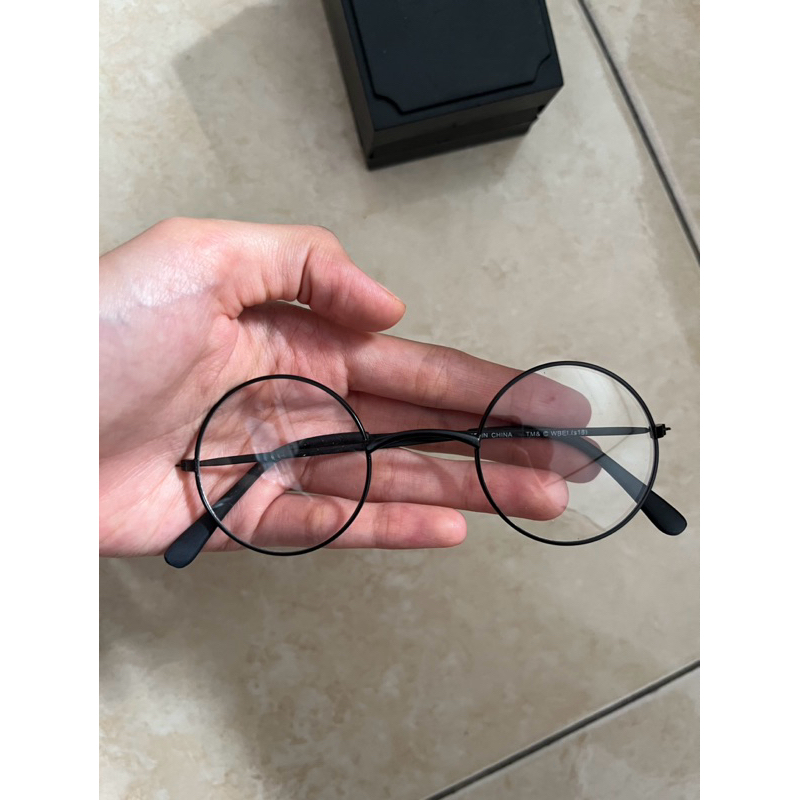 kacamata frame bulat