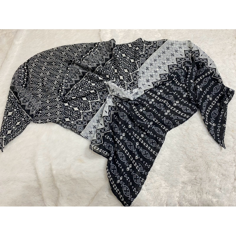 Hijab Segi Empat Ataya Ceruty Babydoll